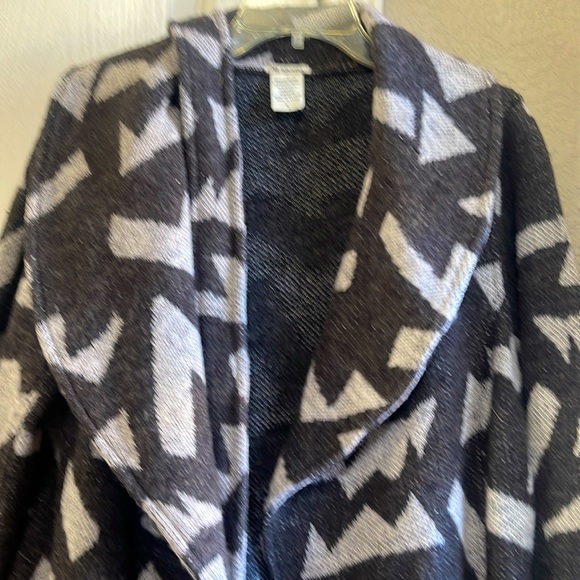 Sweater jacket, medium white size large - Picture 7 of 7